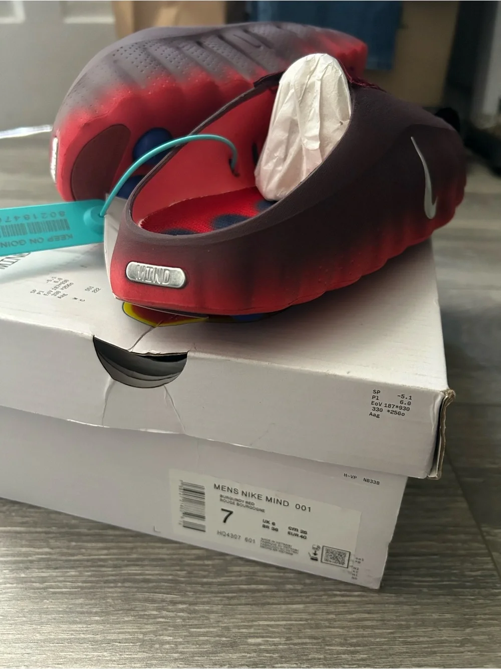 Nike Maroon and Red Gradient Foam Slip-Ons